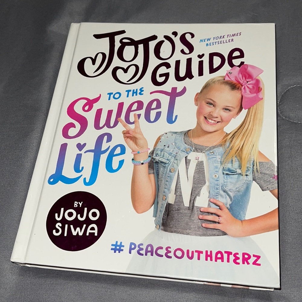 Jojo Siwa book "JoJo's guide to the sweet life.